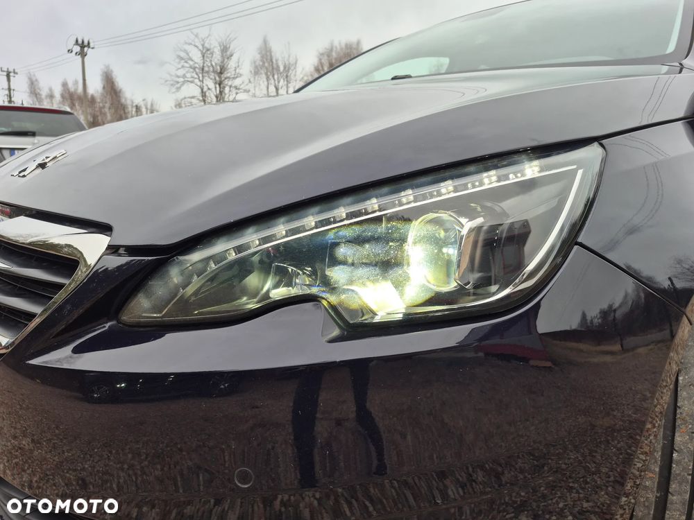 Peugeot 308 155 THP Allure - 25