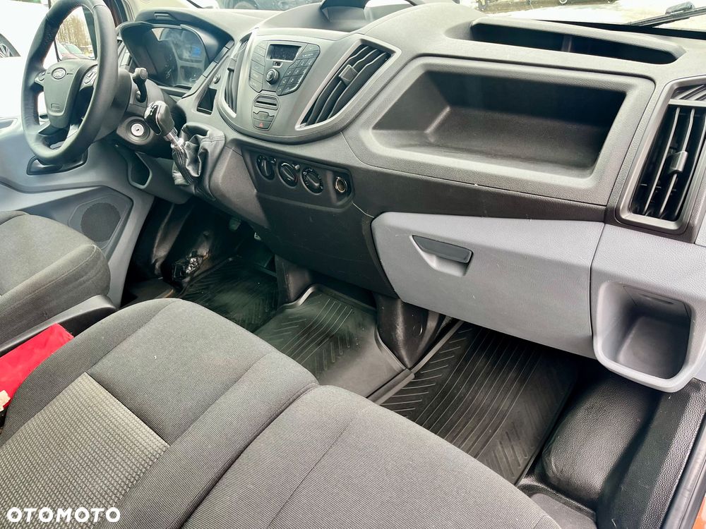 Ford Transit - 16