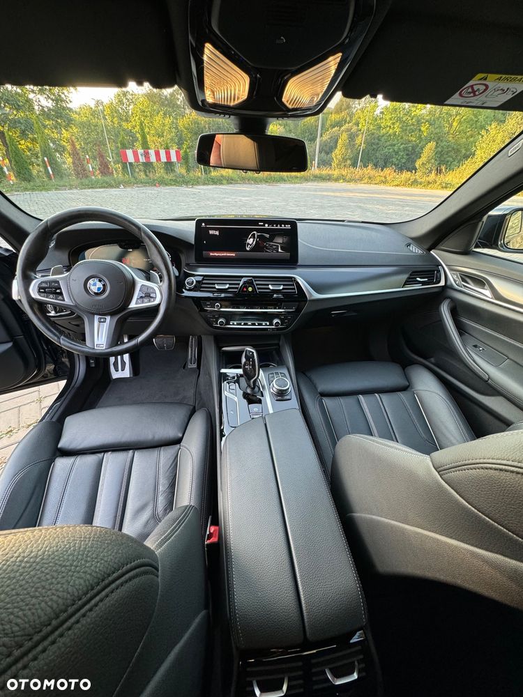BMW Seria 5 530d xDrive mHEV M Sport sport - 9