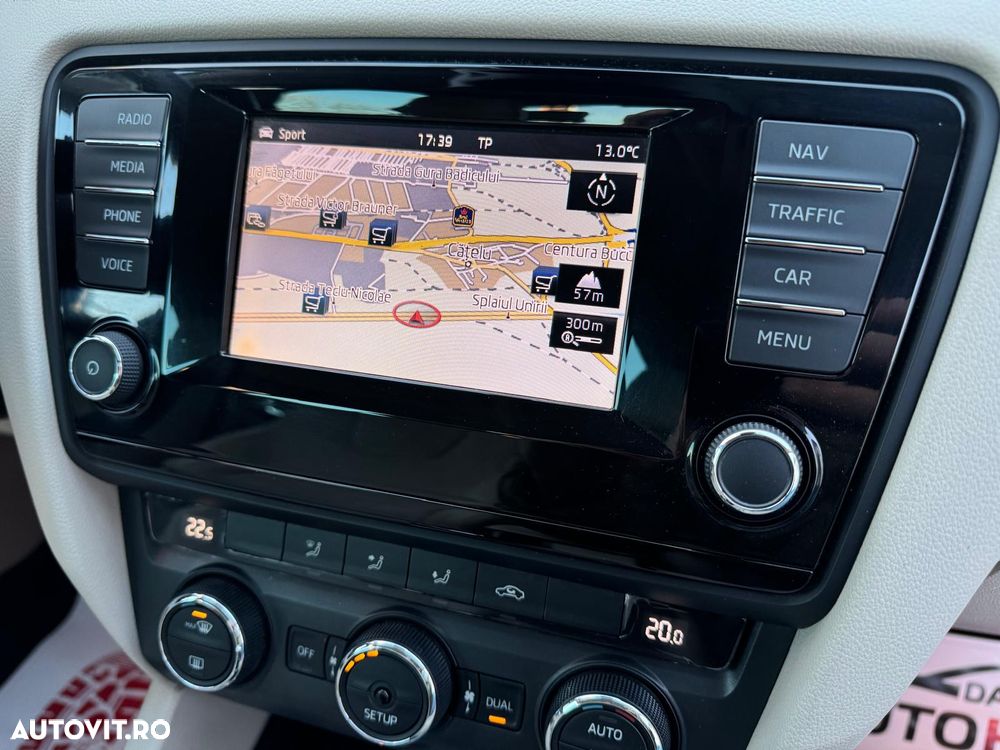 Skoda Octavia 1.6 TDI DSG Style - 23