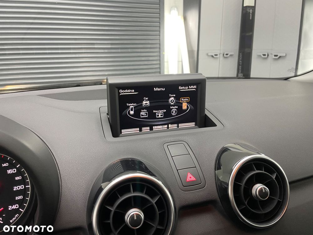 Audi A1 Sportback 1.6 TDI S tronic S line edition - 18