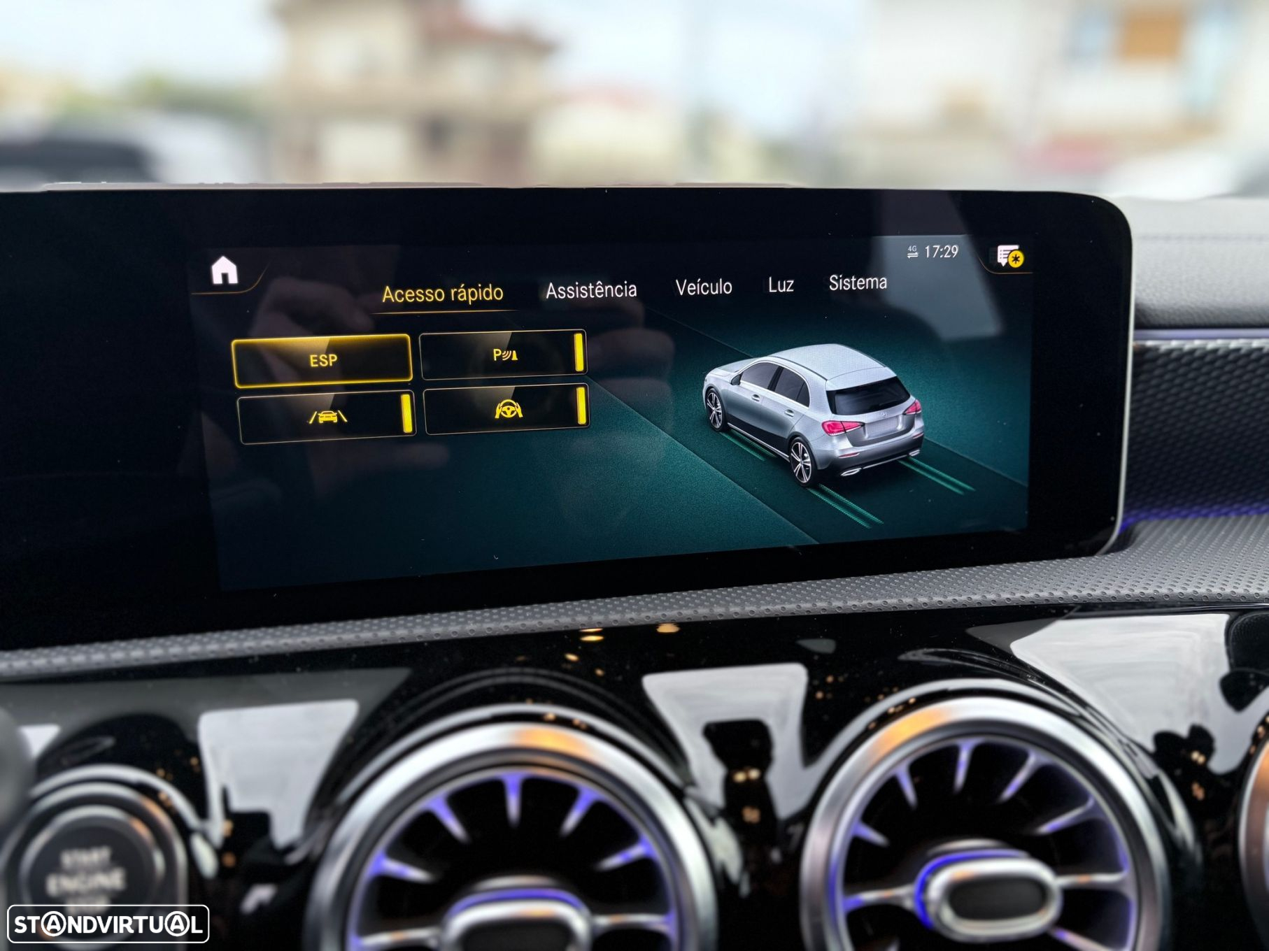 Mercedes-Benz A 180 7G-DCT Progressive - 31