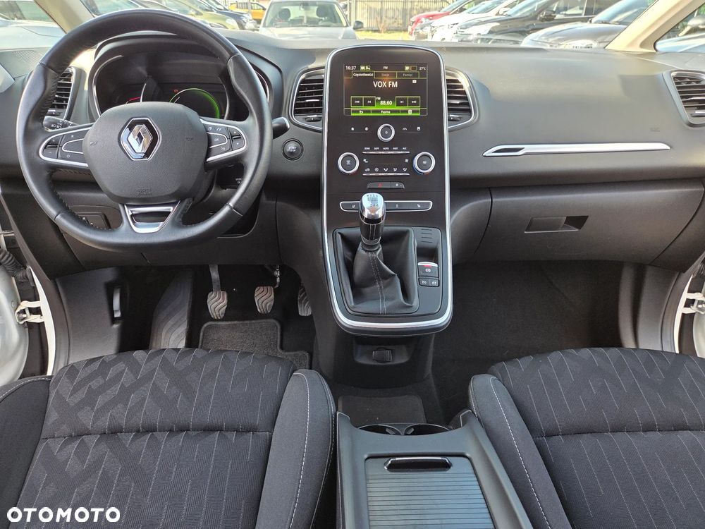 Renault Scenic TCe 140 GPF LIMITED - 12