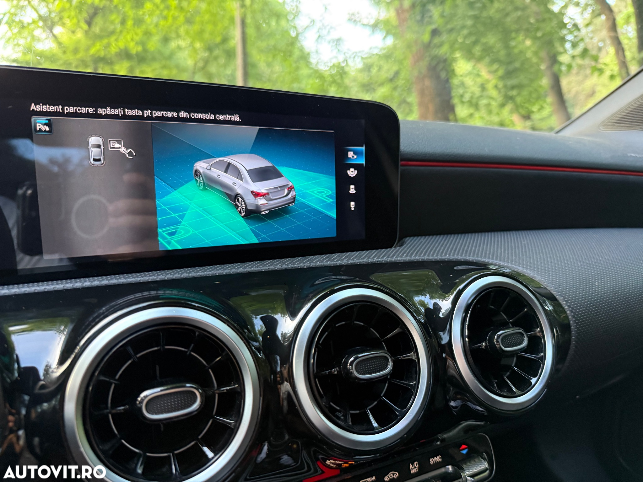 Mercedes-Benz A 180 d 7G-DCT AMG Line - 16
