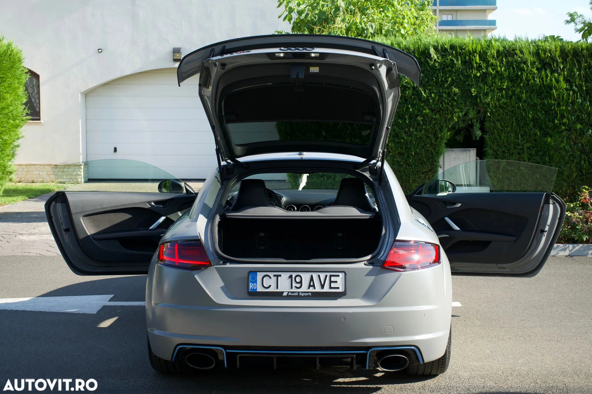 Audi TT RS - 7