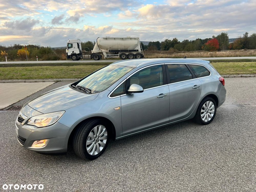 Opel Astra 1.4 Turbo Edition Sport - 2