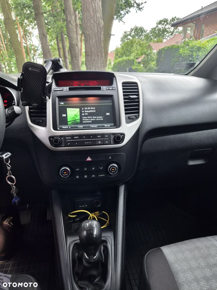 Kia Venga - 5