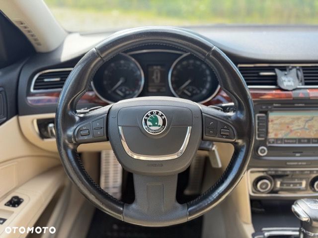 Skoda Superb 3.6 V6 4x4 DSG L&K - 21
