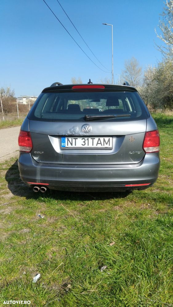 Volkswagen Golf 2.0 TDI Comfortline - 5