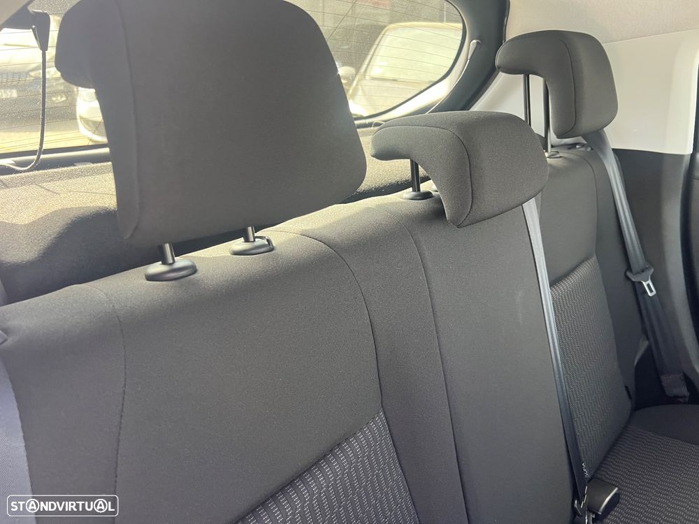 Peugeot 208 1.2 PureTech Style - 40