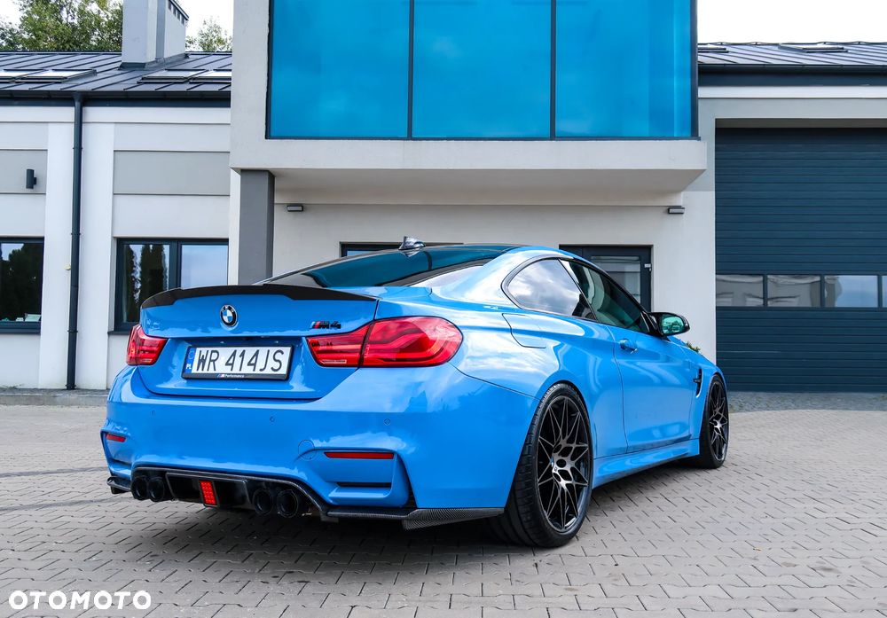 BMW M4 DKG - 17