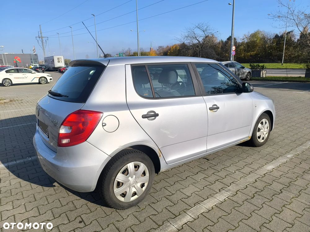 Skoda Fabia - 4