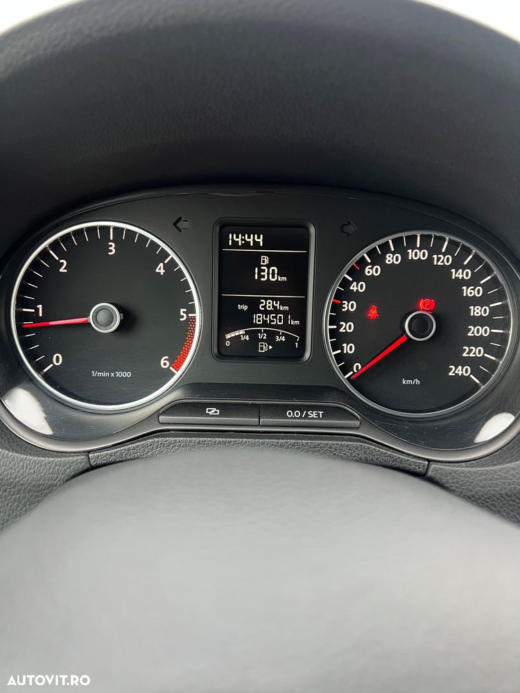 Volkswagen Polo 1.6 TDI Blue Motion Technology Trendline - 17