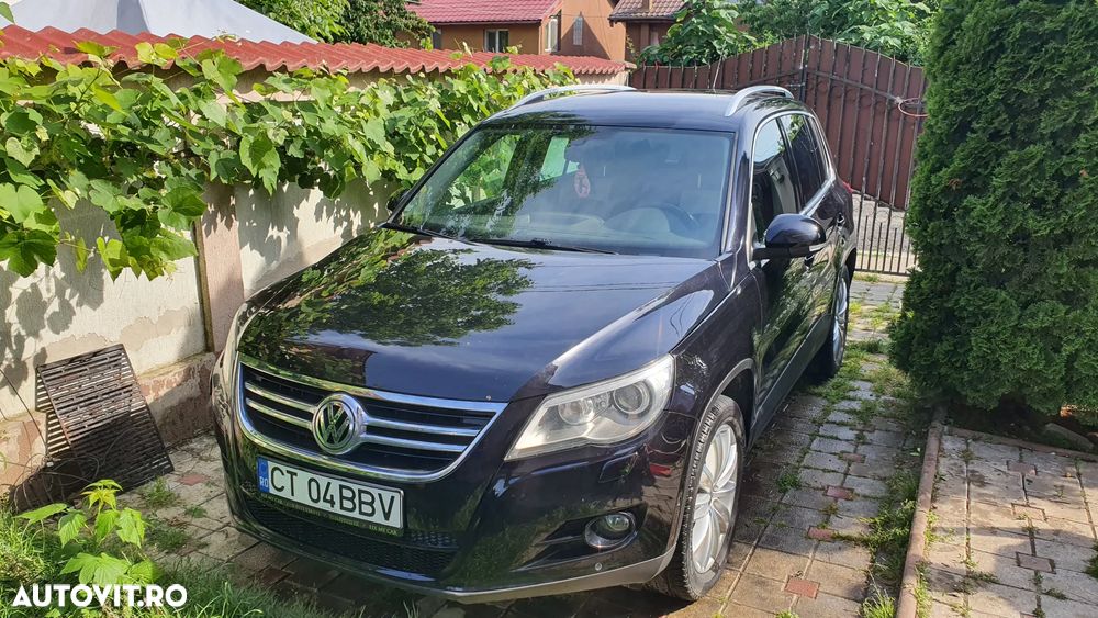 Volkswagen Tiguan - 9