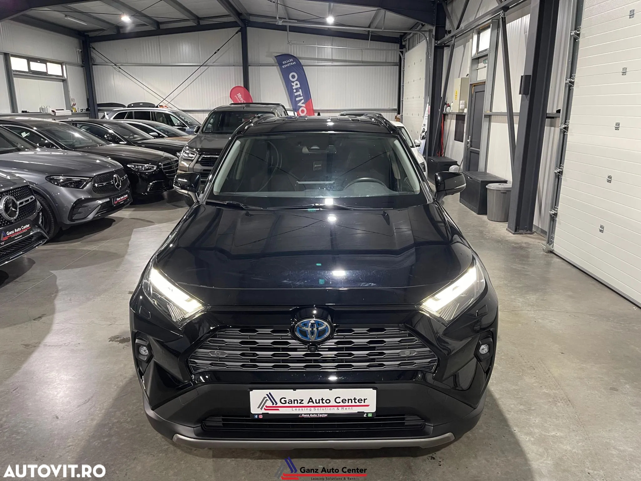 Toyota RAV4 2.5 Hybrid VVT-iE 4x4 Luxury - 29