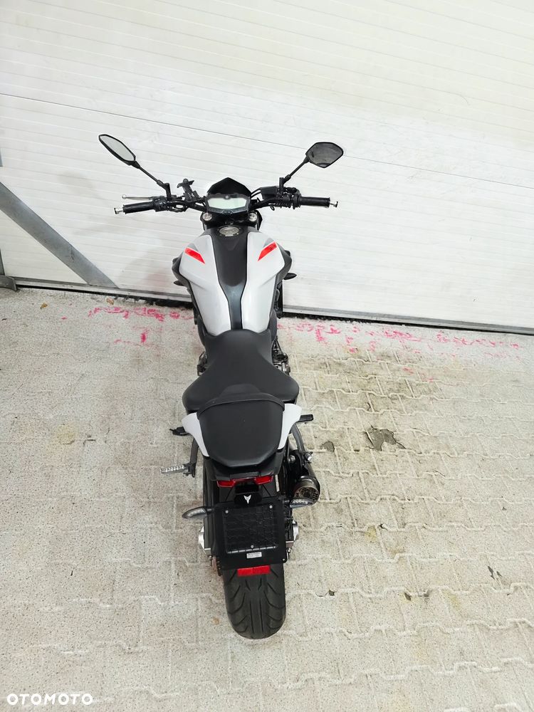 Yamaha MT - 26