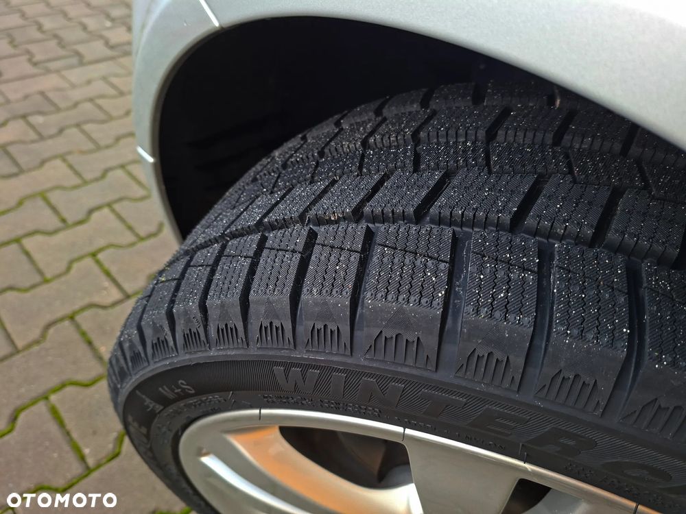 Mercedes-Benz Klasa C 180 Kompressor Avantgarde - 31