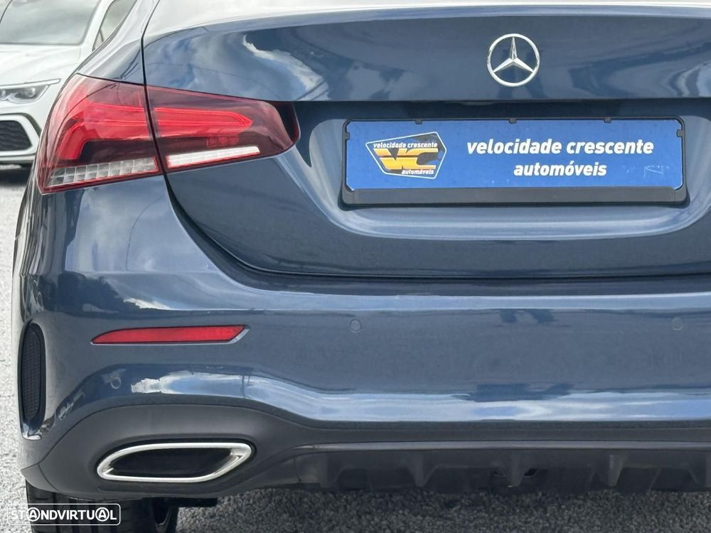 Mercedes-Benz A 250 Limousine e AMG Line - 14