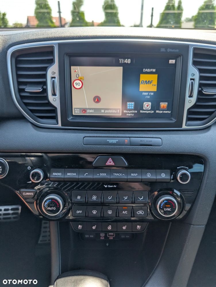 Kia Sportage 2,0 CRDI AWD GT Line - 24