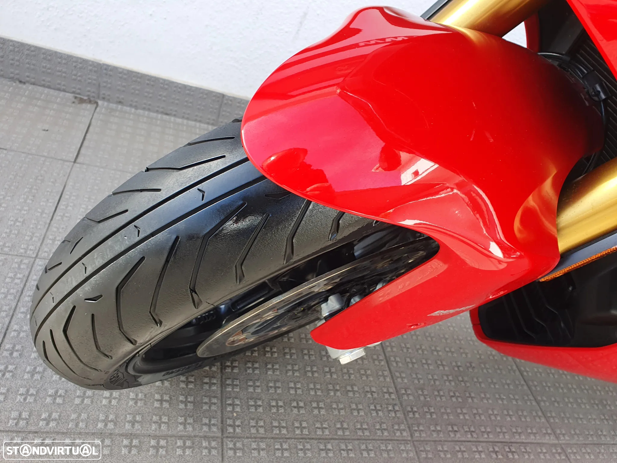 Ducati SS SUPERSPORT S - 14