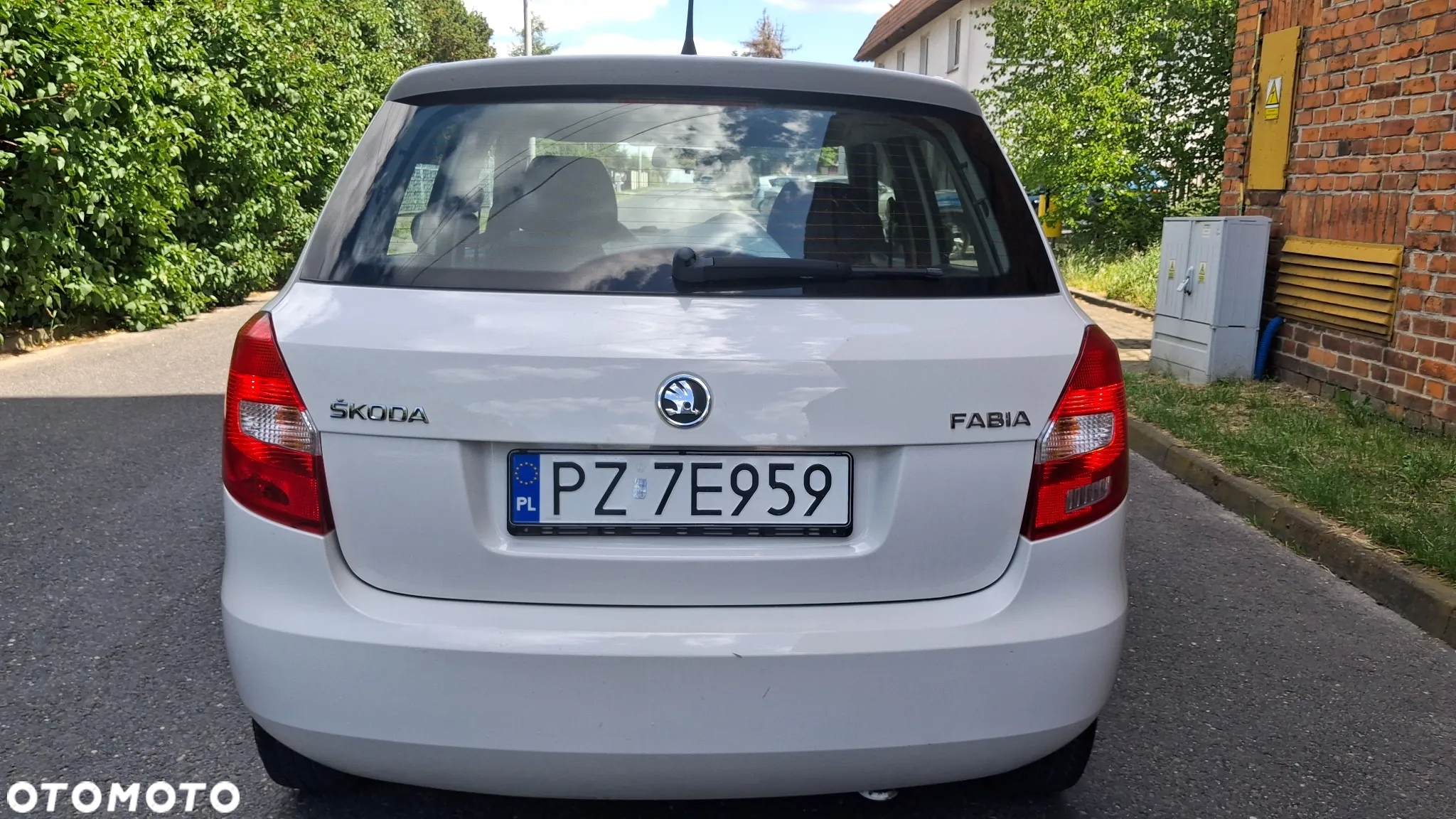 Skoda Fabia 1.2 HTP COOL EDITION - 28