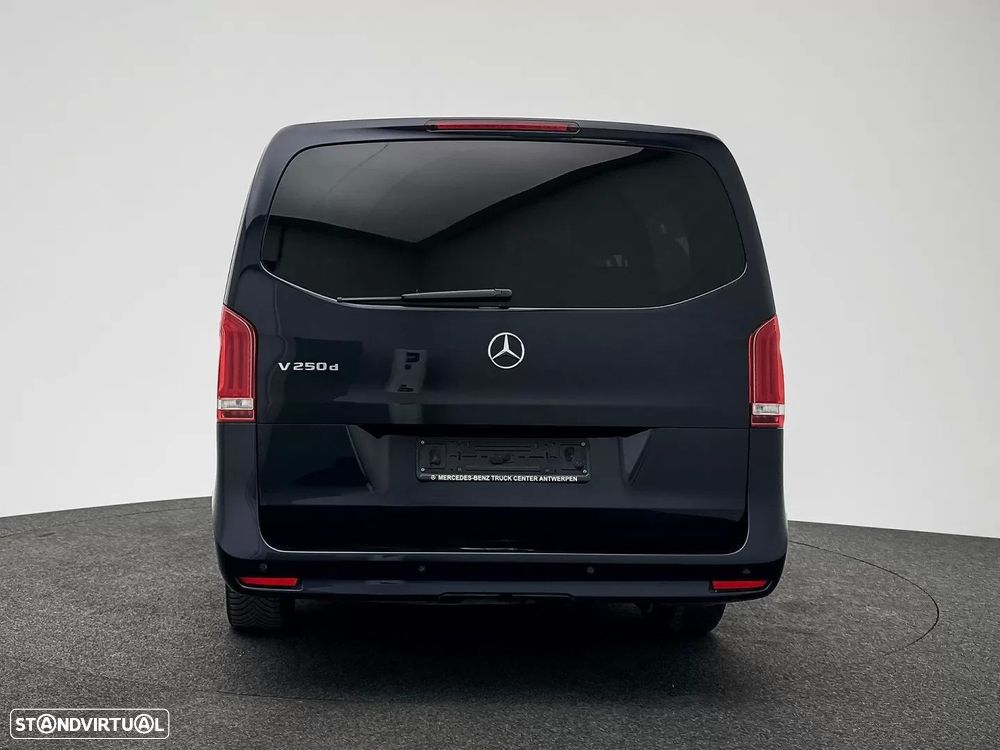Mercedes-Benz V 250 d Longo Avantgarde - 44