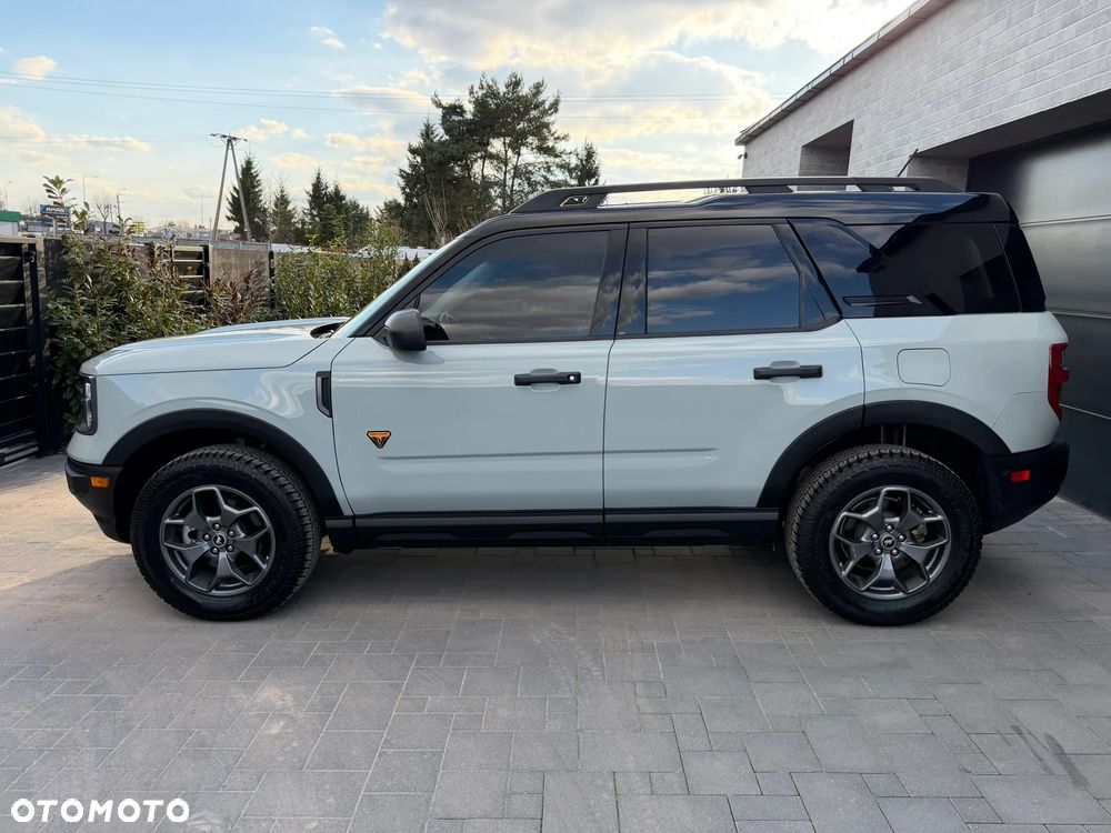 Ford Bronco - 31