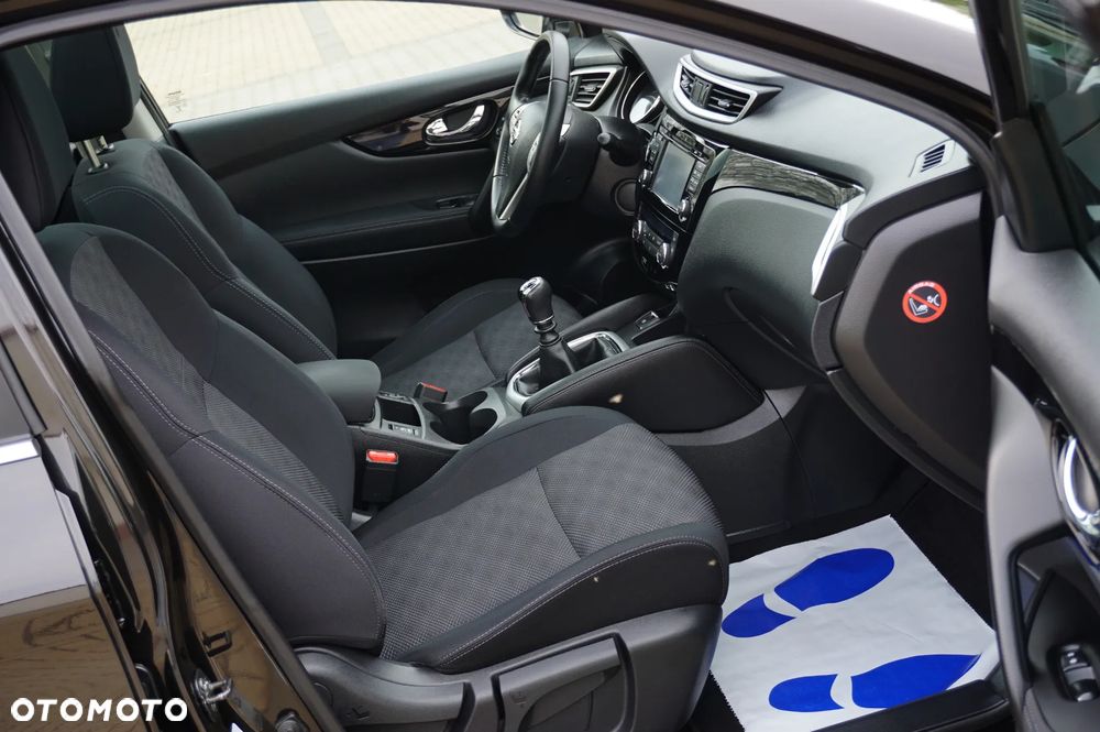 Nissan Qashqai 1.6 DIG-T 360 - 26