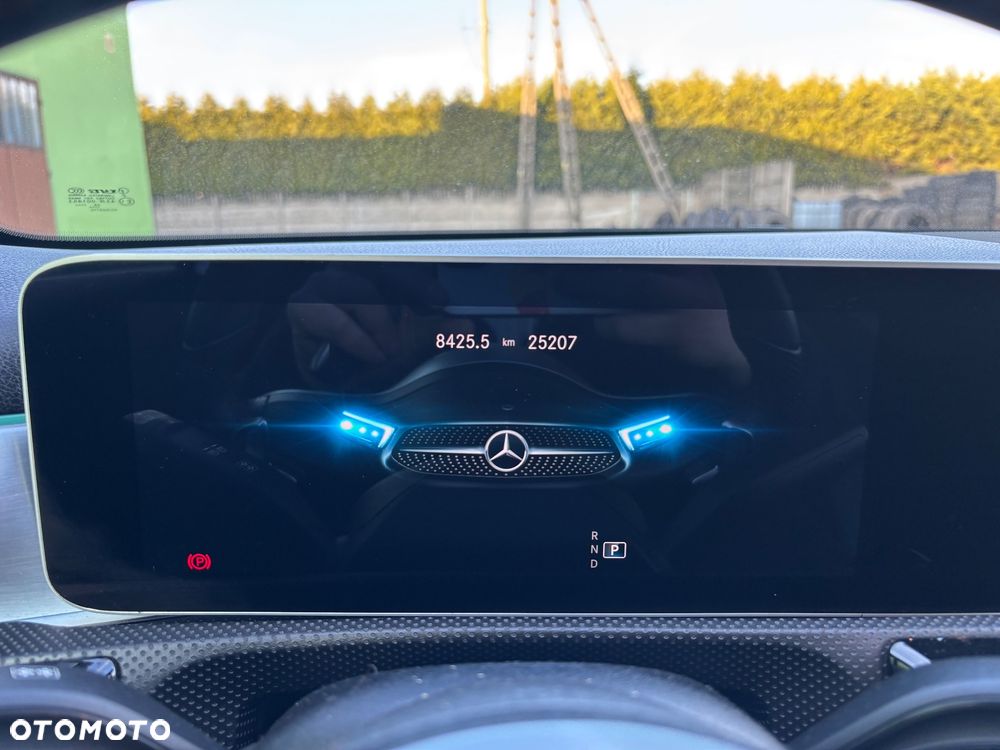 Mercedes-Benz Klasa A 180 d 7G-DCT AMG Line - 20