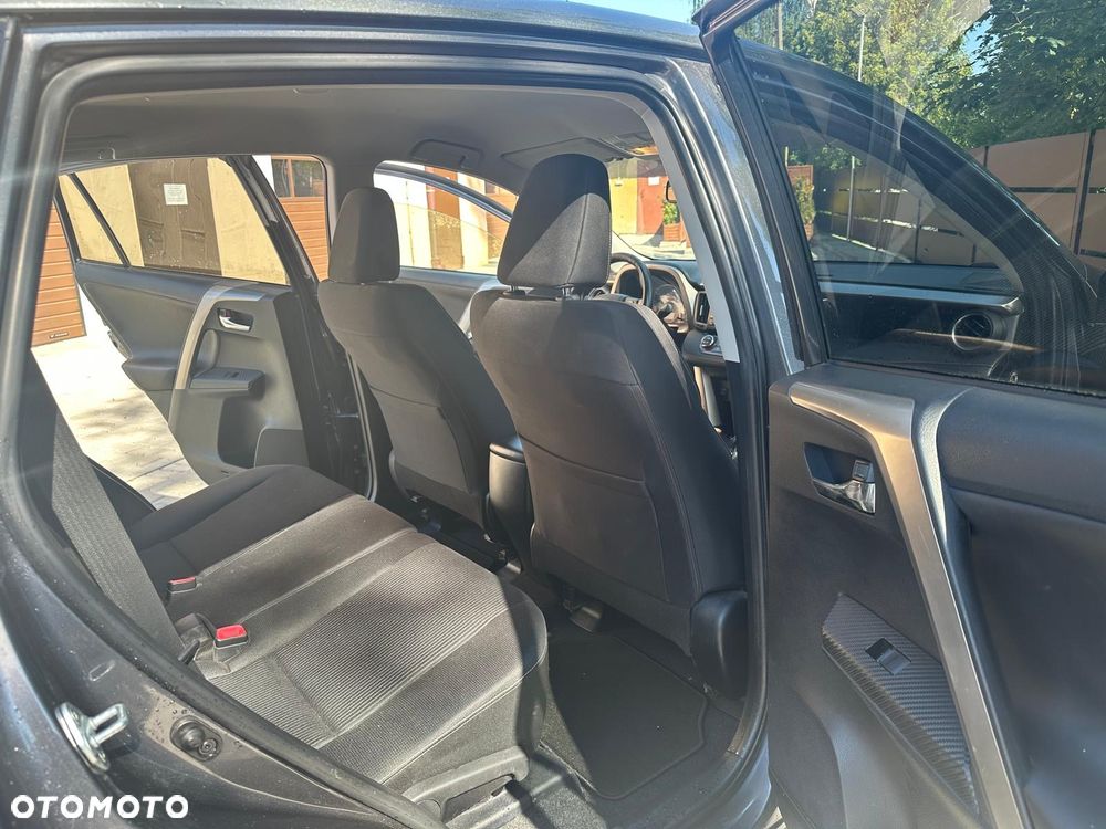 Toyota RAV4 2.2 D-4D 4x4 Life - 5