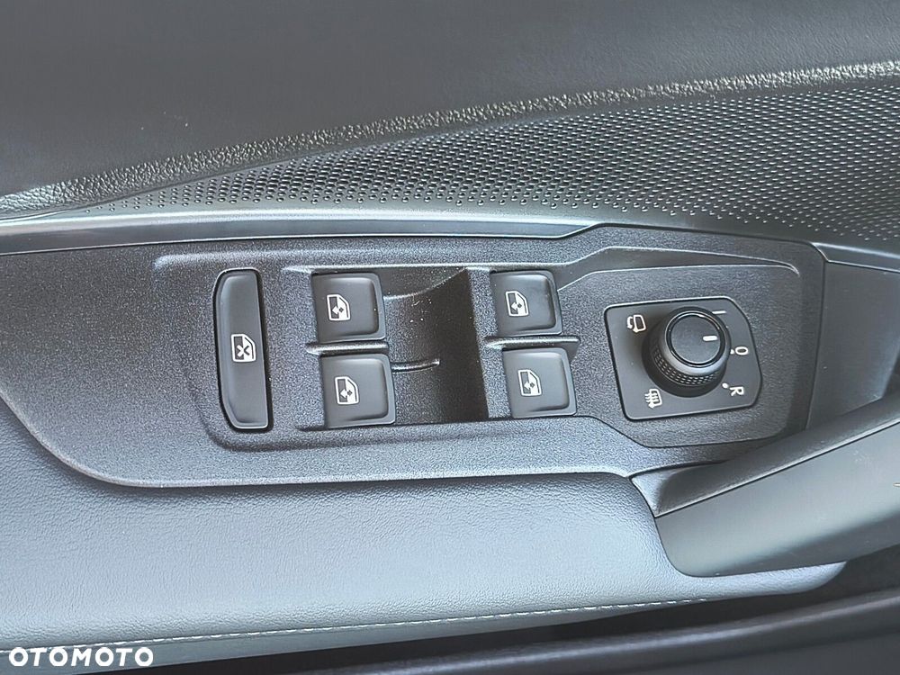 Volkswagen Tiguan - 13