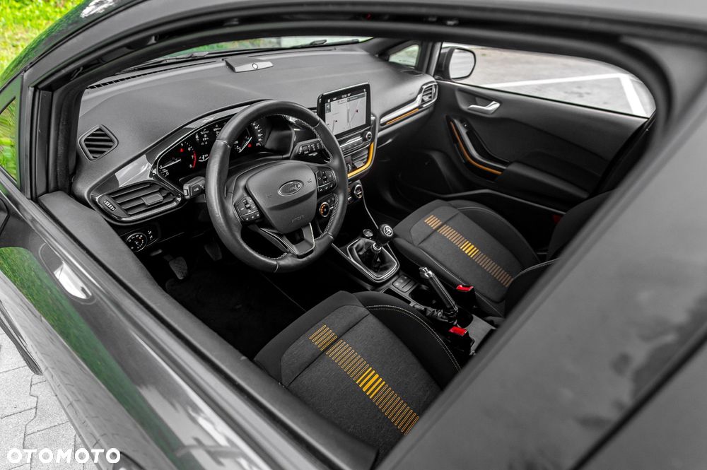 Ford Fiesta 1.0 EcoBoost S&S ACTIVE COLOURLINE - 19