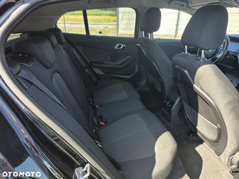 BMW Seria 1 118i Advantage - 14