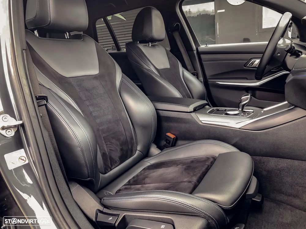 BMW 318 d Pack Desportivo M Auto - 10