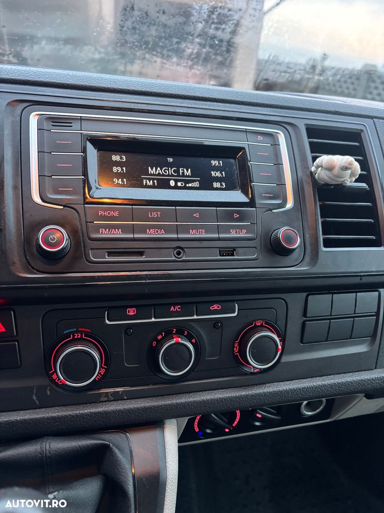 Volkswagen Transporter - 17