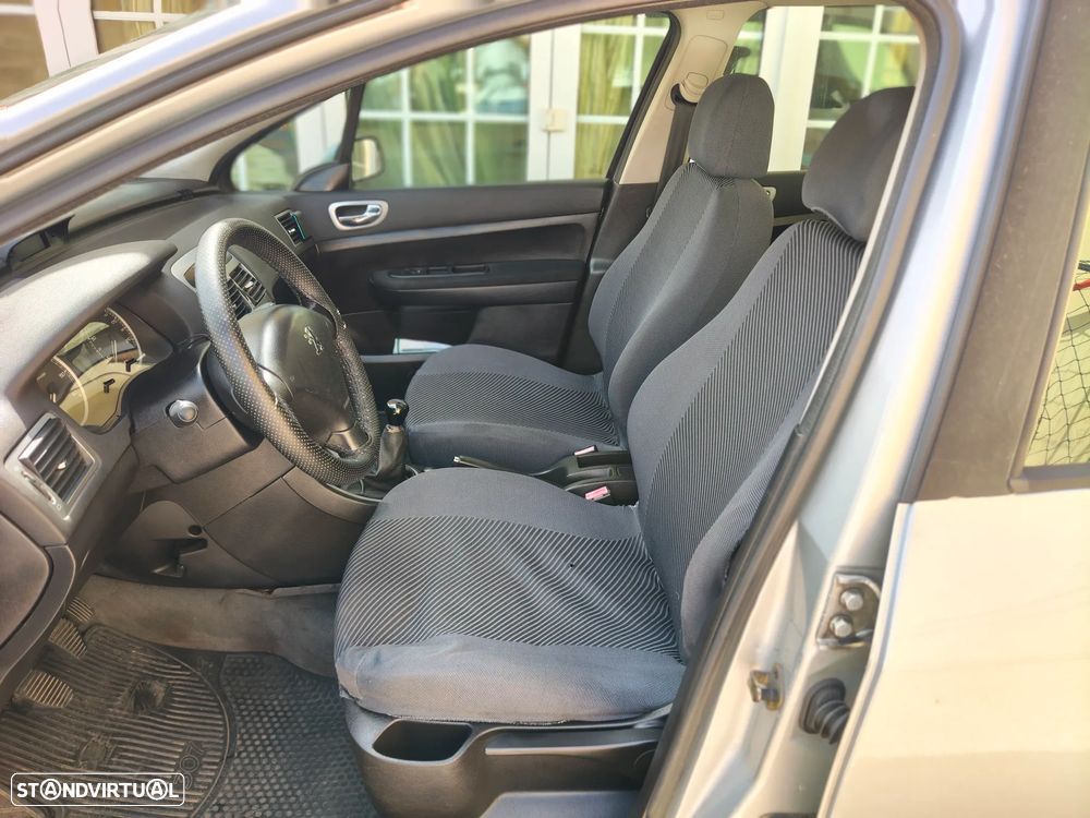 Peugeot 307 Break 1.4 HDi XT - 23