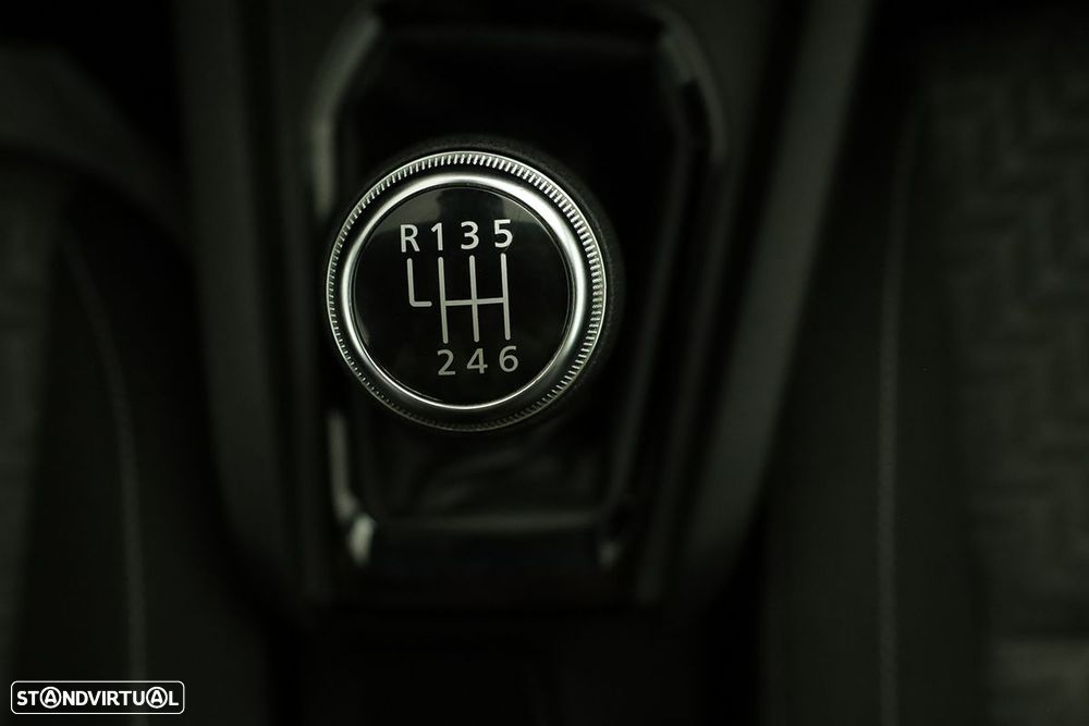 Renault Clio 1.0 TCe Evolution - 14