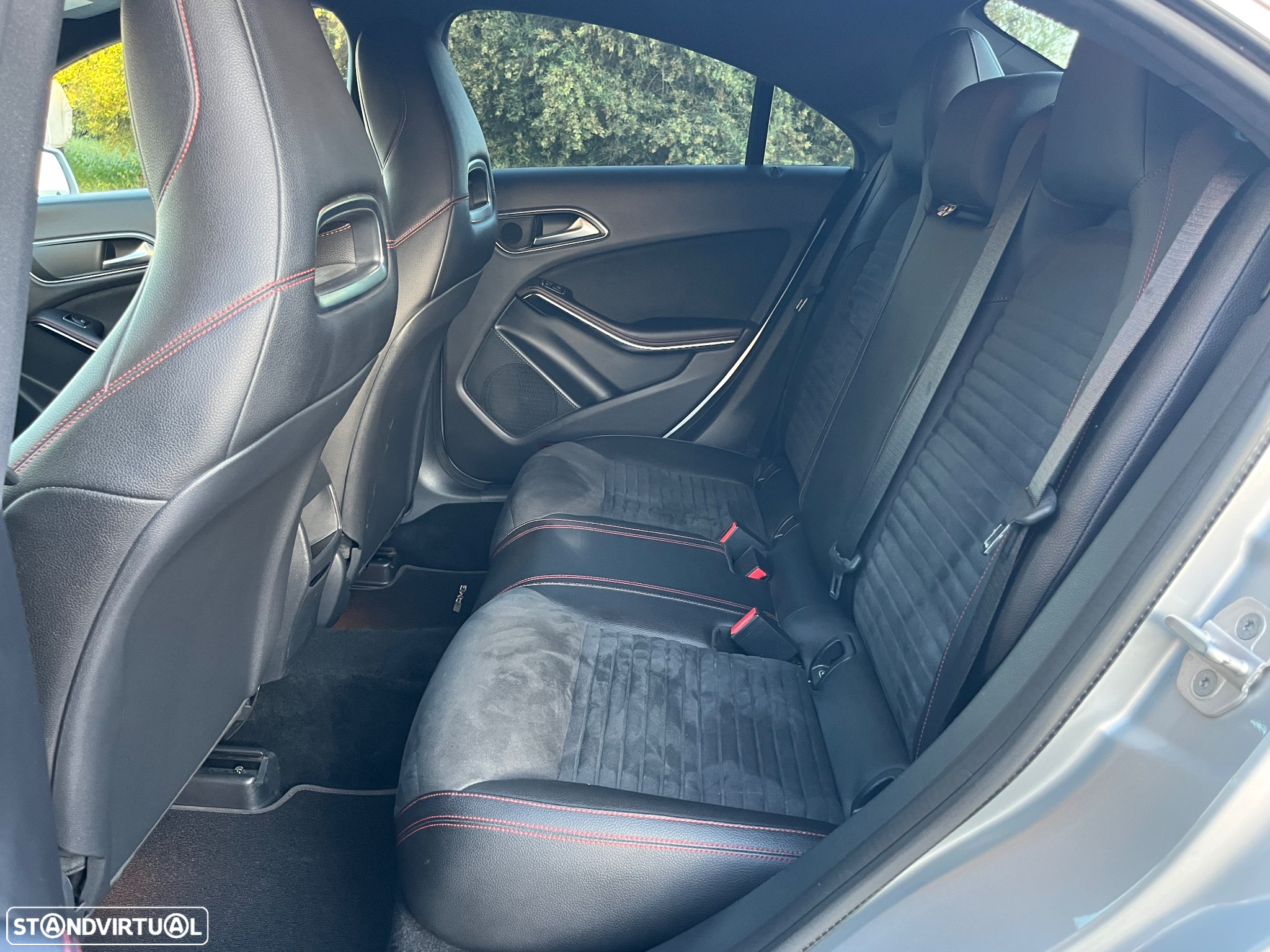 Mercedes-Benz CLA 180 d AMG Line - 30