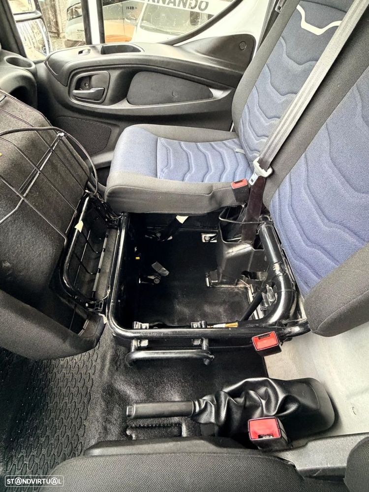 Iveco Daily 2.3 35S14V 4100 18m3 - 26
