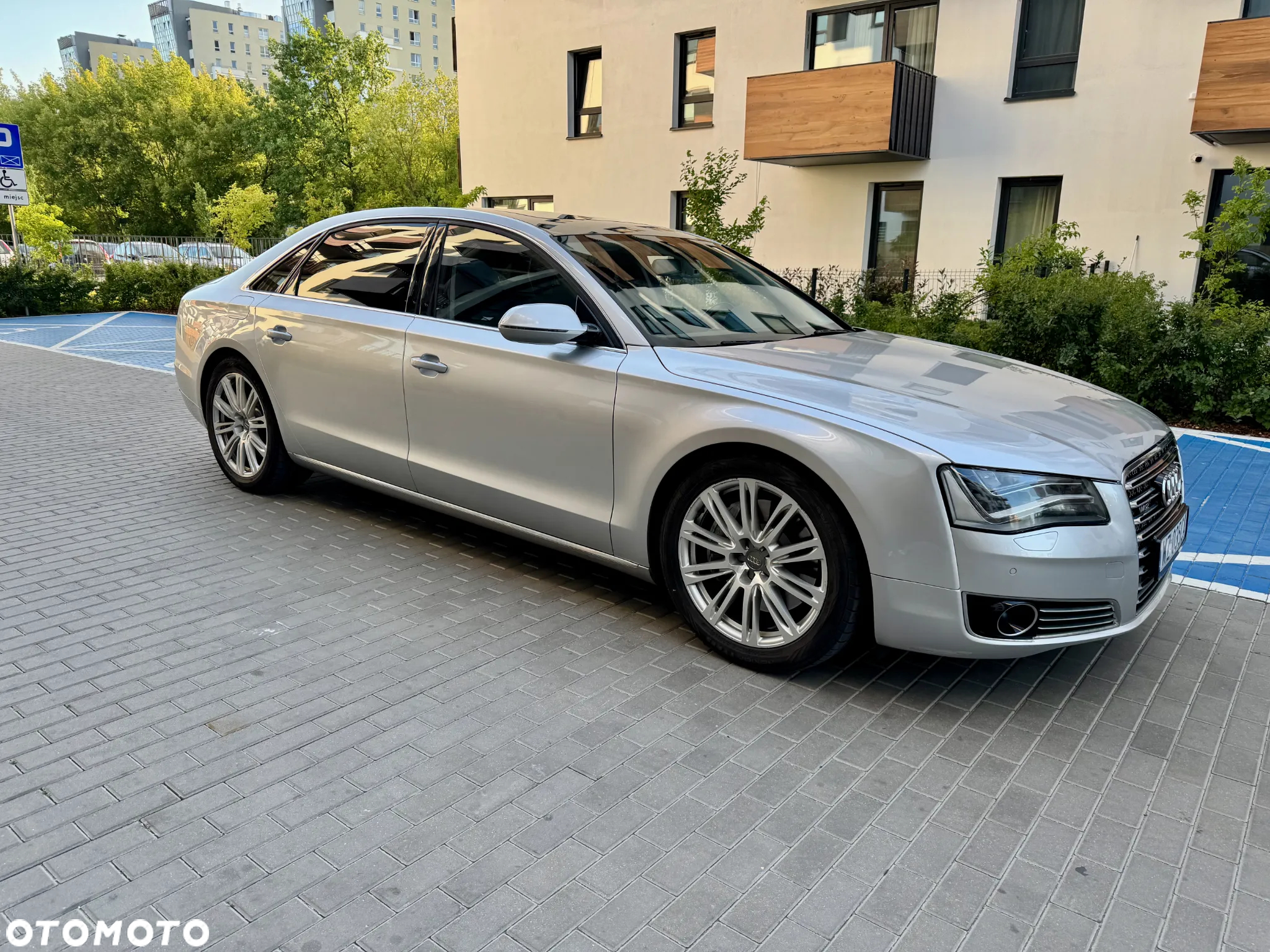 Audi A8 4.2 TDI L Quattro - 5