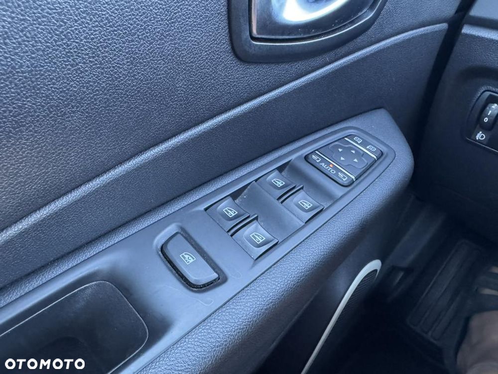 Renault Captur (ENERGY) dCi 90 EDC BOSE EDITION - 13
