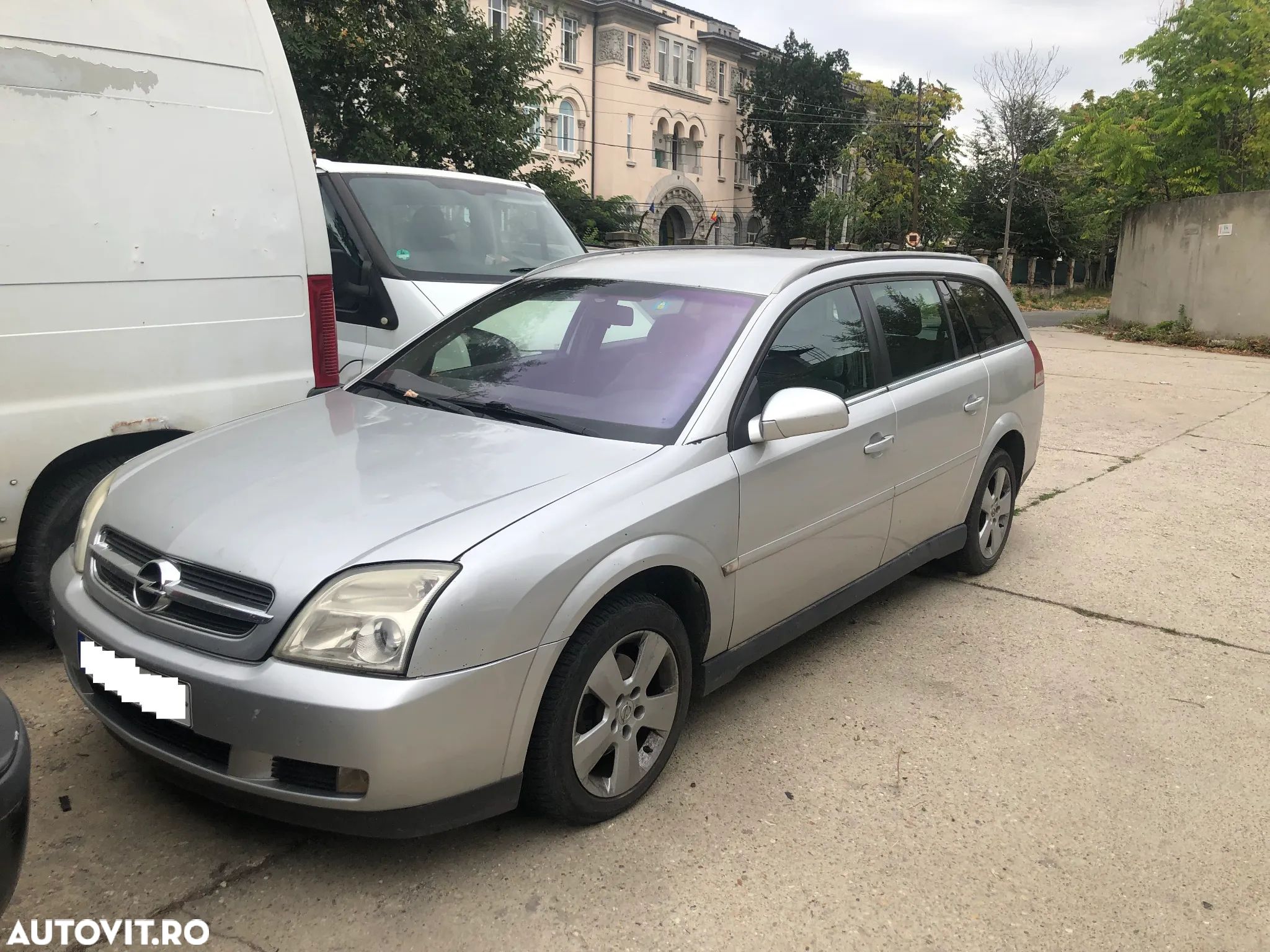Dezmembrez Opel Vectra C break non facelift gri 1,9 CDTI 2003 - 1