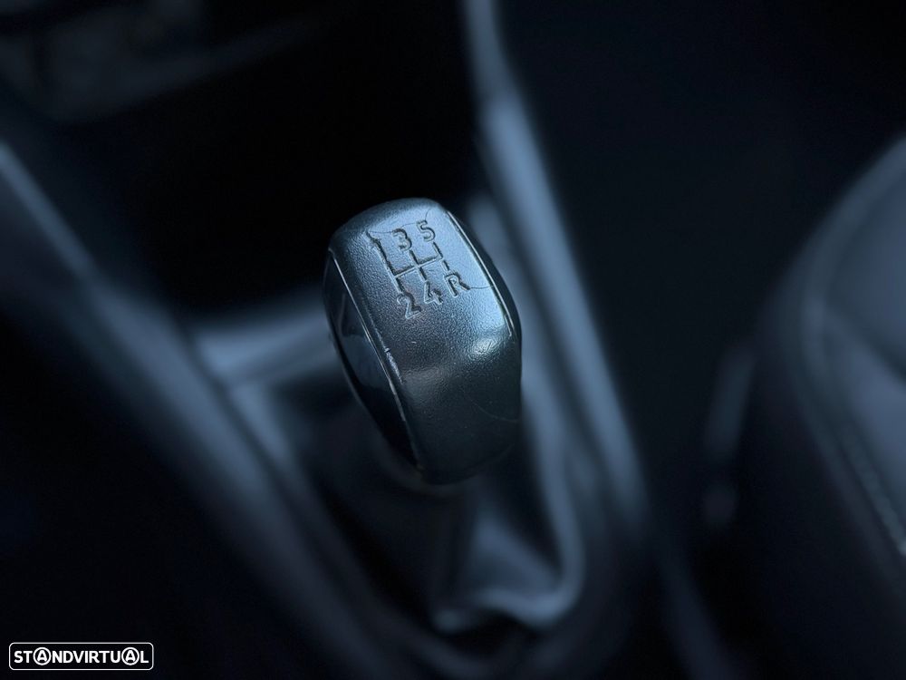 Peugeot 208 1.6 BlueHDi Style - 19