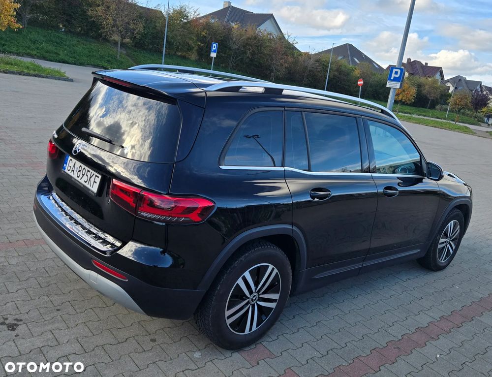 Mercedes-Benz GLB - 2