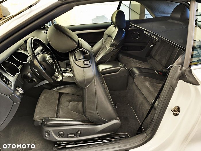 Audi S5 Cabrio S tronic - 33