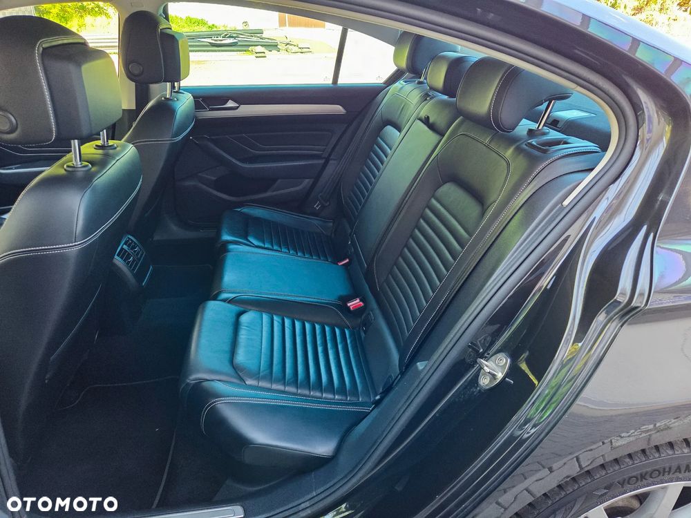 Volkswagen Passat 2.0 TSI Elegance DSG - 18