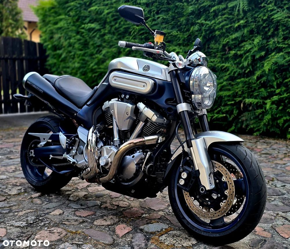 Yamaha MT - 1