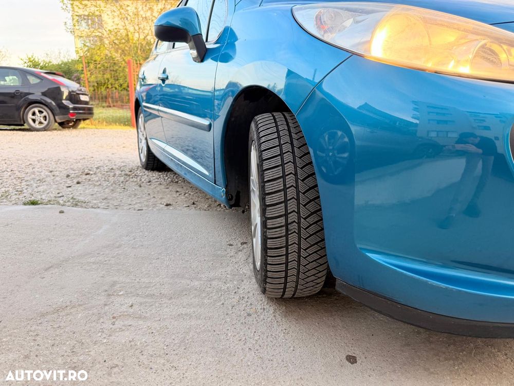 Peugeot 207 110 Sport - 3