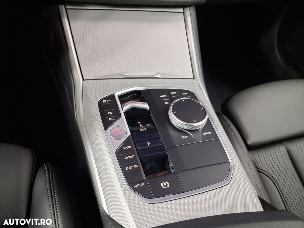BMW Seria 3 - 34