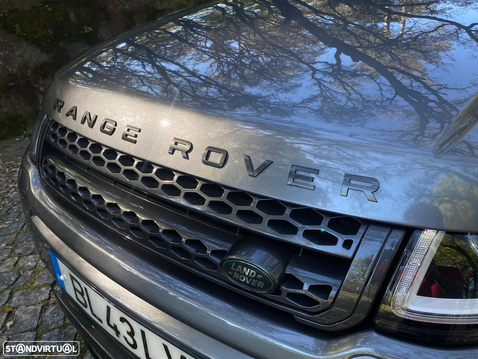 Land Rover Range Rover Evoque 2.0 D180 AWD R-Dynamic HSE Auto - 11